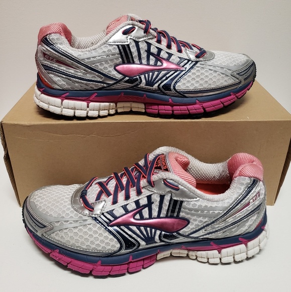 brooks adrenaline gts 14 mens gold